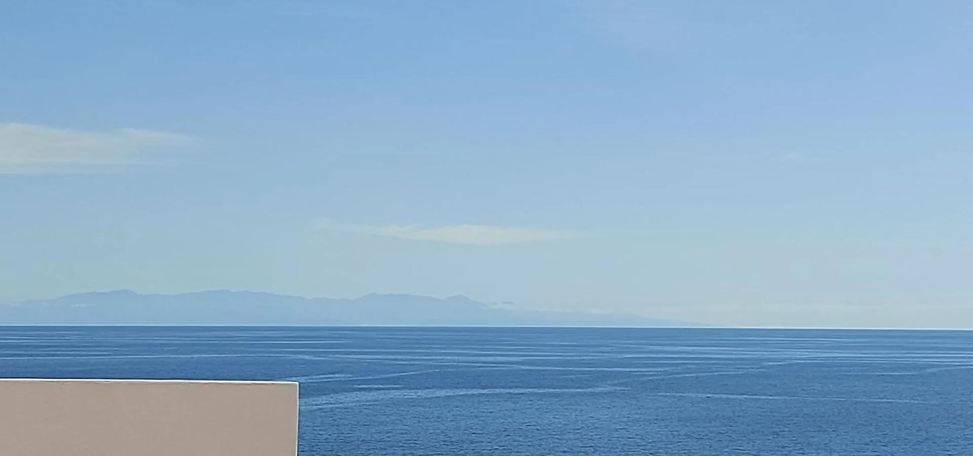 Apartment Las Olas Atico Penhouse With Terrace And Sea View, 2 Bedrooms La Caleta